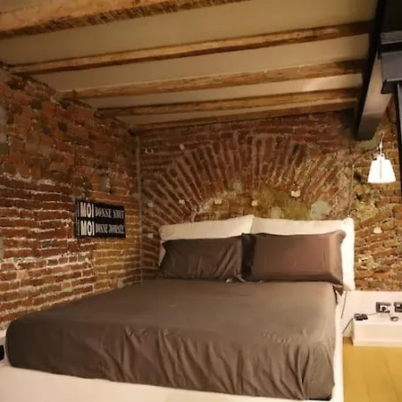Apartment Loft Di Design Nel Cuore Di Milan