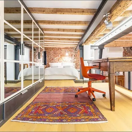 Apartment Loft Di Design Nel Cuore Di Milan