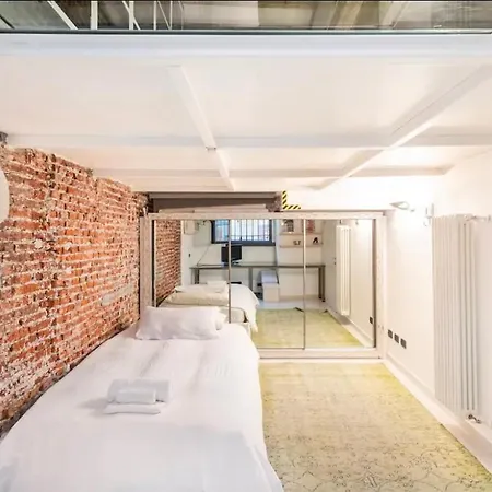 Loft Di Design Nel Cuore Di Apartment